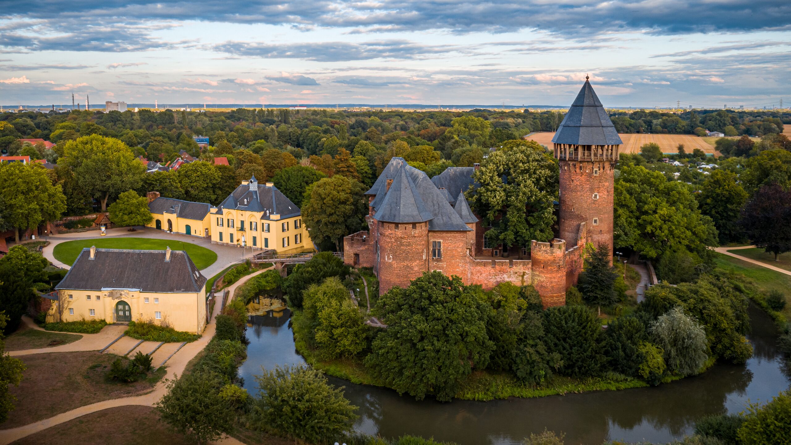 Krefeld Burg Linn